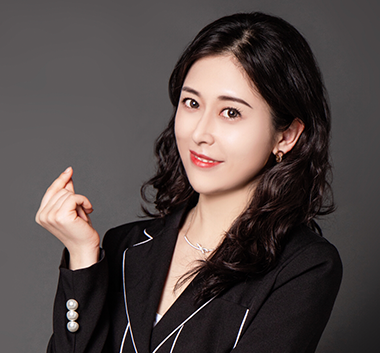 杨忆菲