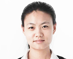 杨忆菲