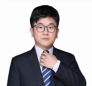杨忆菲