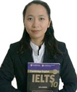 杨忆菲
