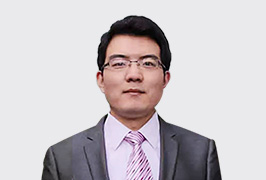 杨忆菲