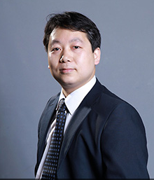 杨忆菲