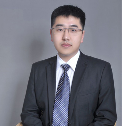 杨忆菲