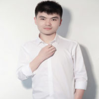 杨忆菲