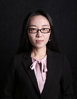 杨忆菲