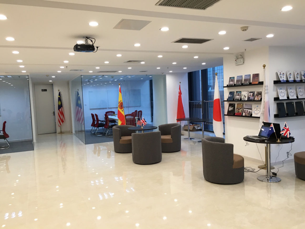 书架